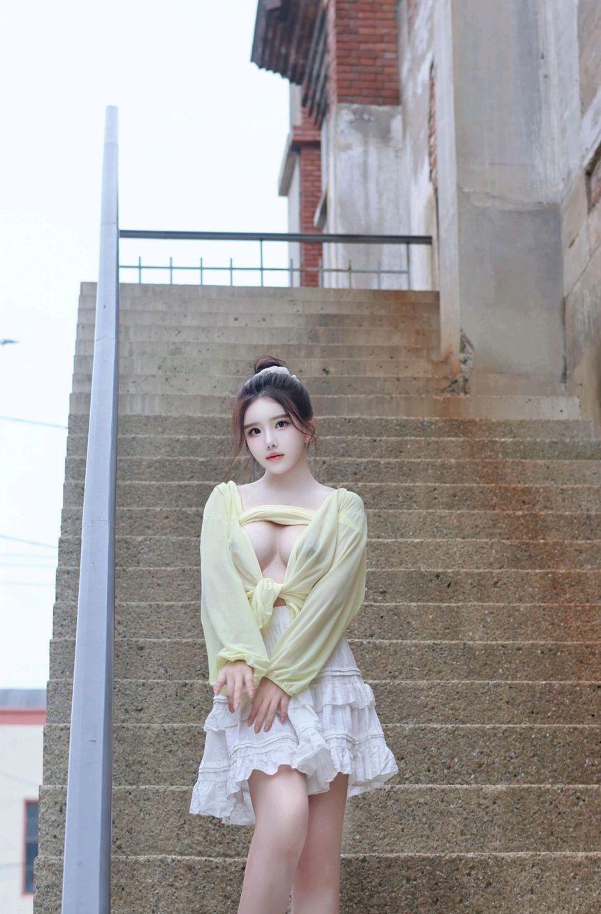 [XiuRen秀人网] 2024.08.16 No.9024 小薯条nienie [89+1P]