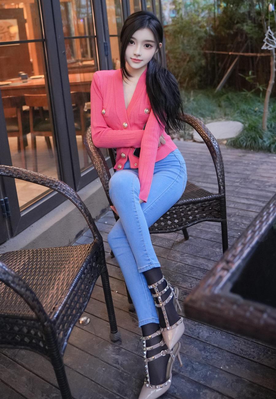 [XiuRen秀人网] 2024.02.08 No.8091 龙雪儿 [69+1P]