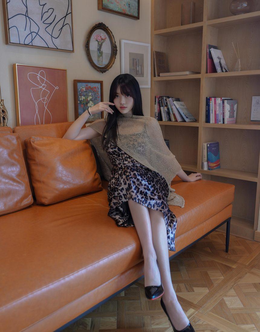 [XiuRen秀人网] 2025.08.27 No.10698 白露lulu [57+1P]