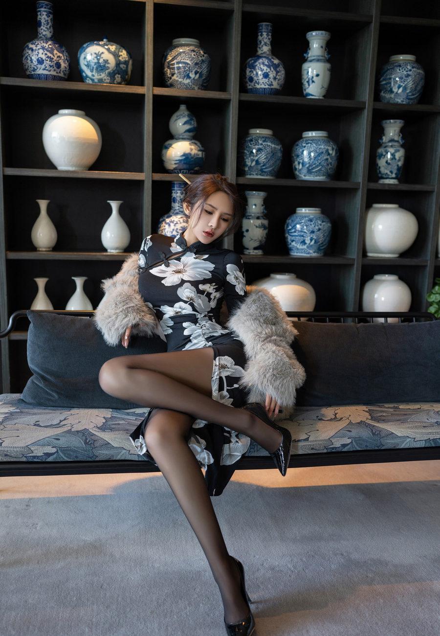 [XINGYAN星颜社] 2023.12.07 VOL.221 Emily尹菲 [81+1P]