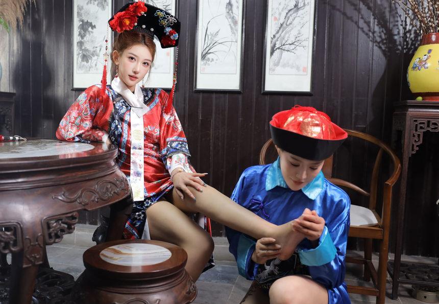 [XiuRen秀人网] 2025.09.12 No.10762 金允希Yuki [65+1P]