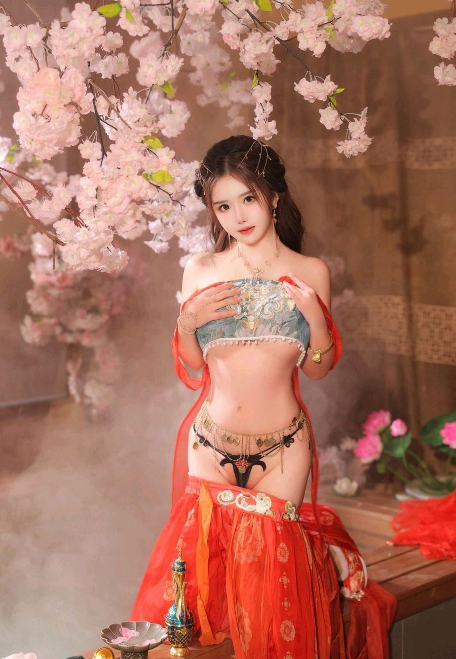 [XiuRen秀人网] 2024.02.27 No.8146 小薯条nienie [82+1P]