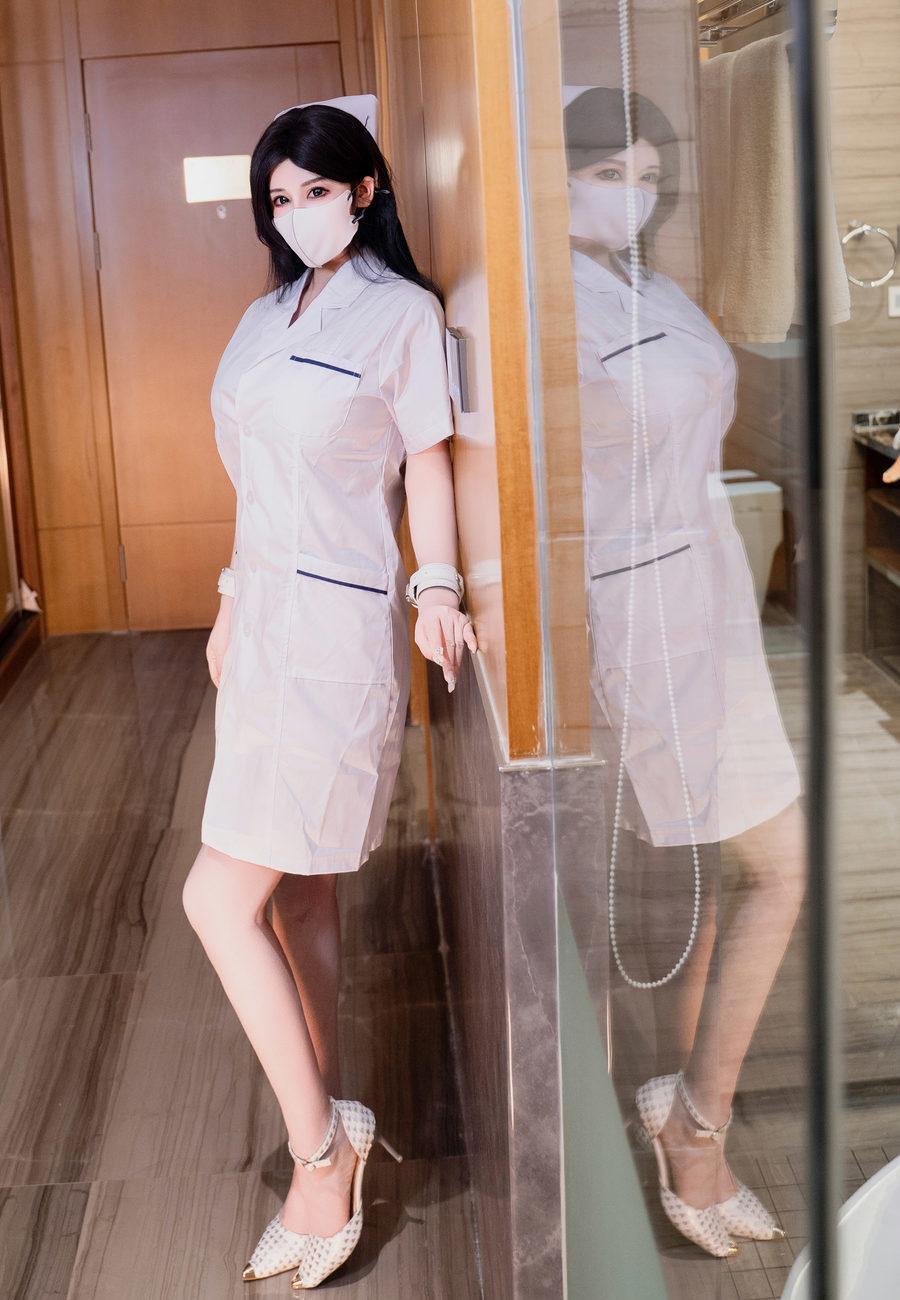 [XiuRen秀人网] 2024.03.11 No.8206 陈芊儿 [64+1P]