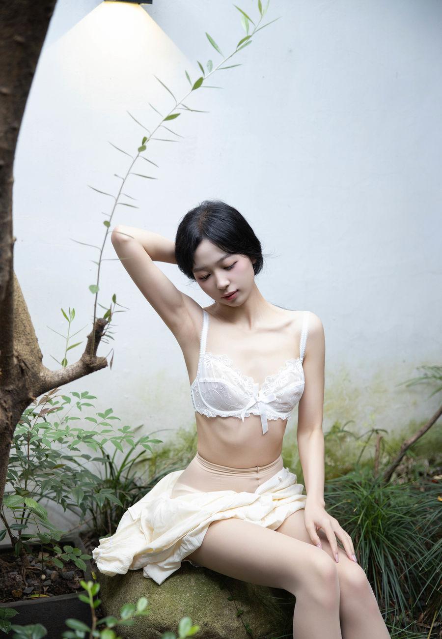 [XiuRen秀人网] 2023.11.30 No.7742 糖豆sisi [62+1P]