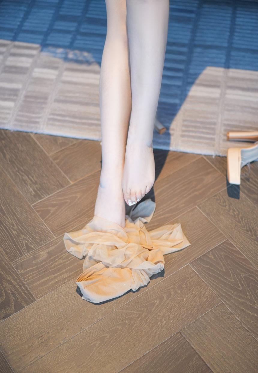 [XiuRen秀人网] 2024.08.23 No.9058 允爾 [76+1P]