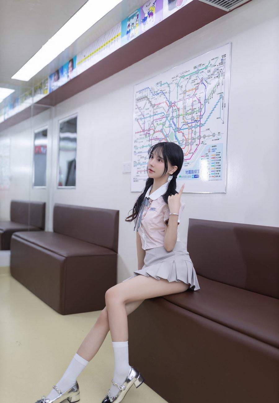 [XiuRen秀人网] 2024.05.10 No.8515 幼幼 [80+1P]