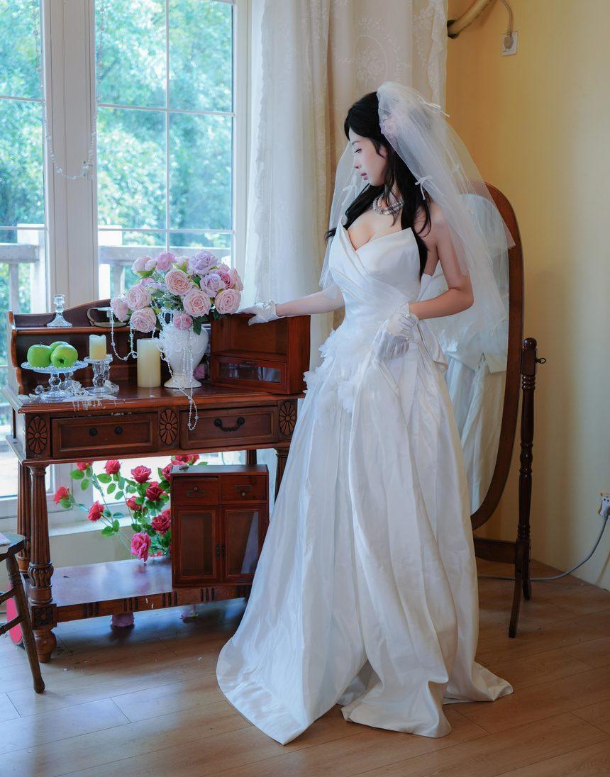 [XiuRen秀人网] 2025.09.16 No.10769 朱朱molly [54+1P]