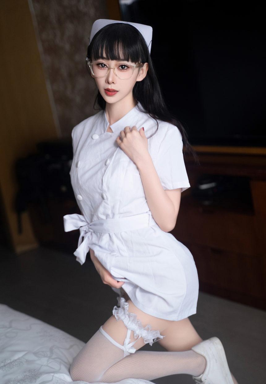 [XiuRen秀人网] 2024.08.28 No.9077 宝宝甜 [84+1P]