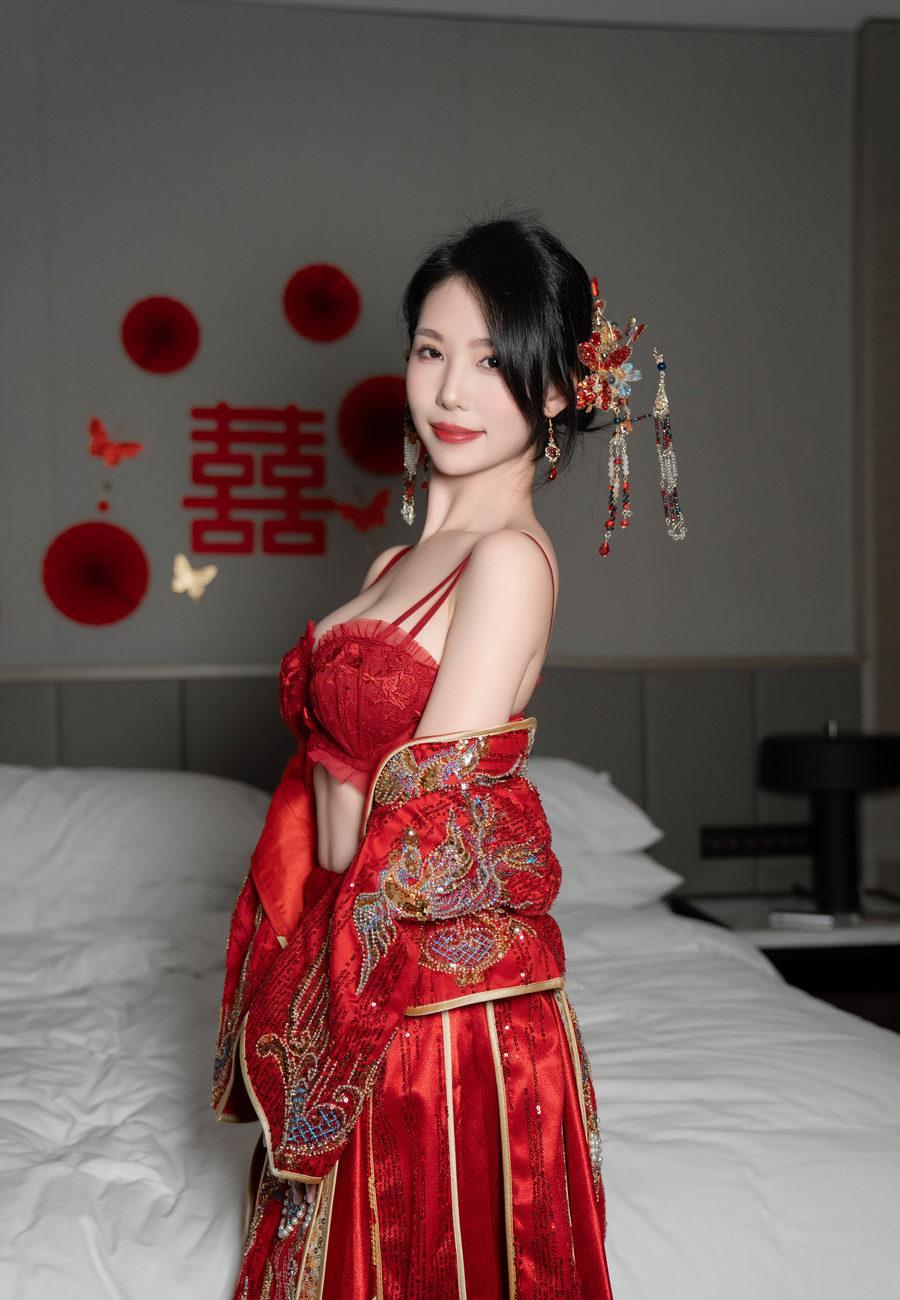 [XiuRen秀人网] 2024.04.11 No.8376 利世 [95+1P]