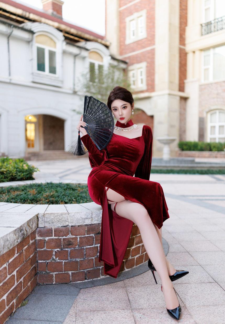 [XiuRen秀人网] 2025.01.26 No.9831 杨晨晨Yome [90+1P]