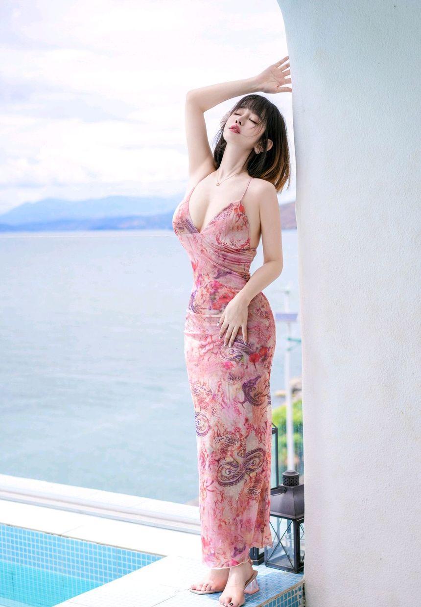 [XiuRen秀人网] 2024.08.16 No.9025 王雨纯 [71+1P]