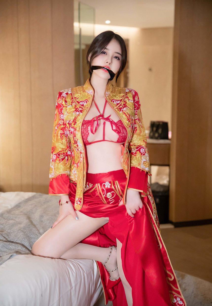 [XiuRen秀人网] 2024.11.22 No.9494 诗诗kiki [83+1P]