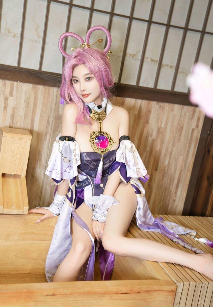 [XiuRen秀人网] 2024.07.30 No.8943 杨晨晨Yome [79+1P]