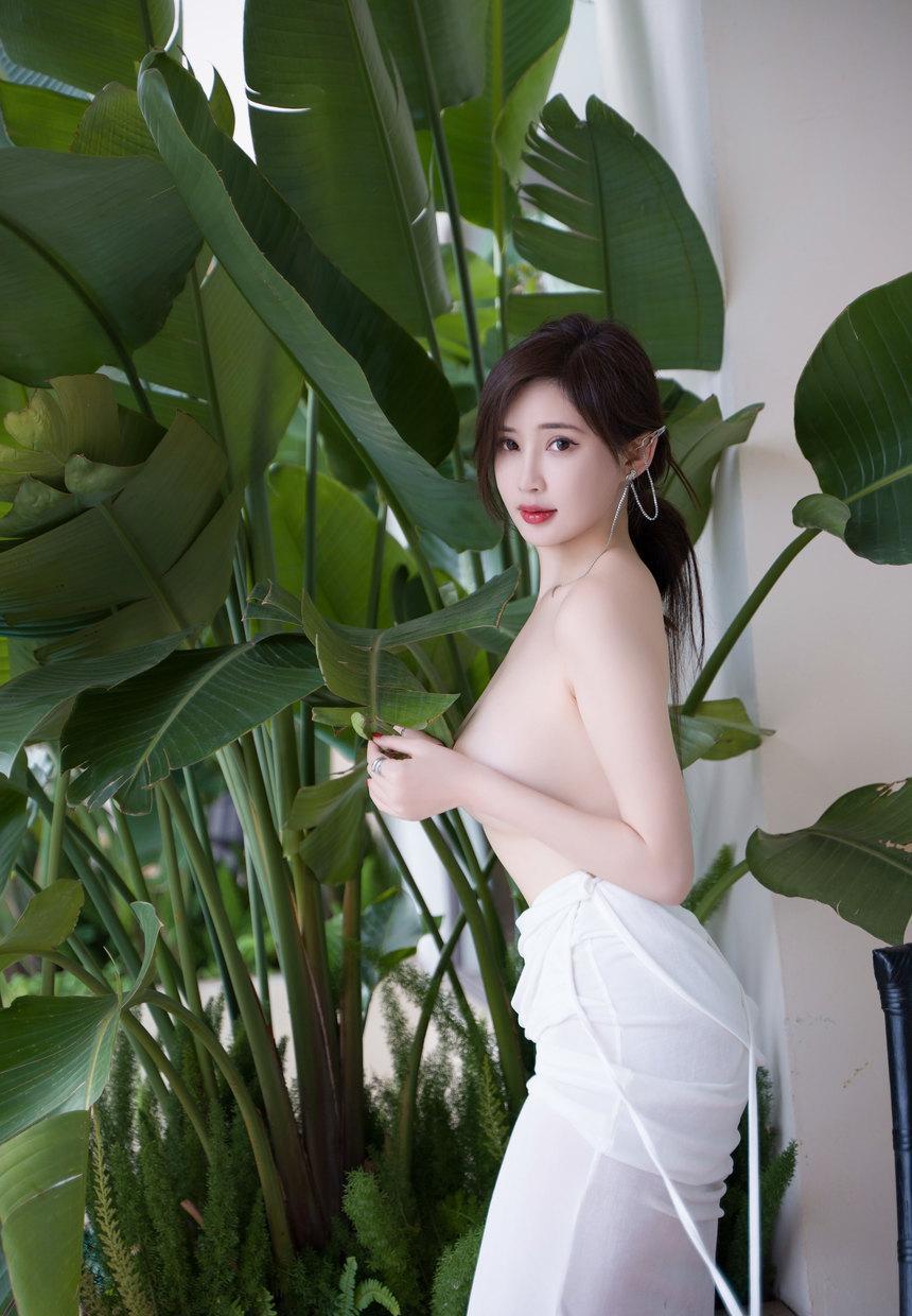 [XiuRen秀人网] 2023.09.28 No.7461 Carol周妍希 [69+1P]