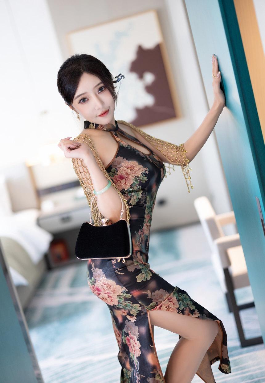 [XiuRen秀人网] 2023.10.11 No.7495 王馨瑶yanni [81+1P]