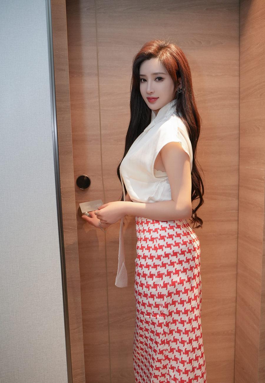 [XiuRen秀人网] 2024.01.11 No.7944 Carol周妍希 [64+1P]