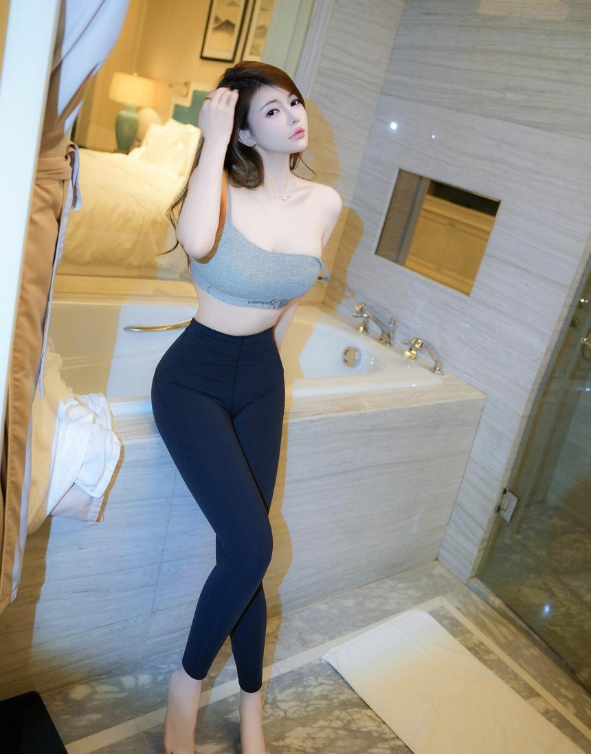 [XiuRen秀人网] 2024.11.15 No.9452 甜妮 [71+1P]