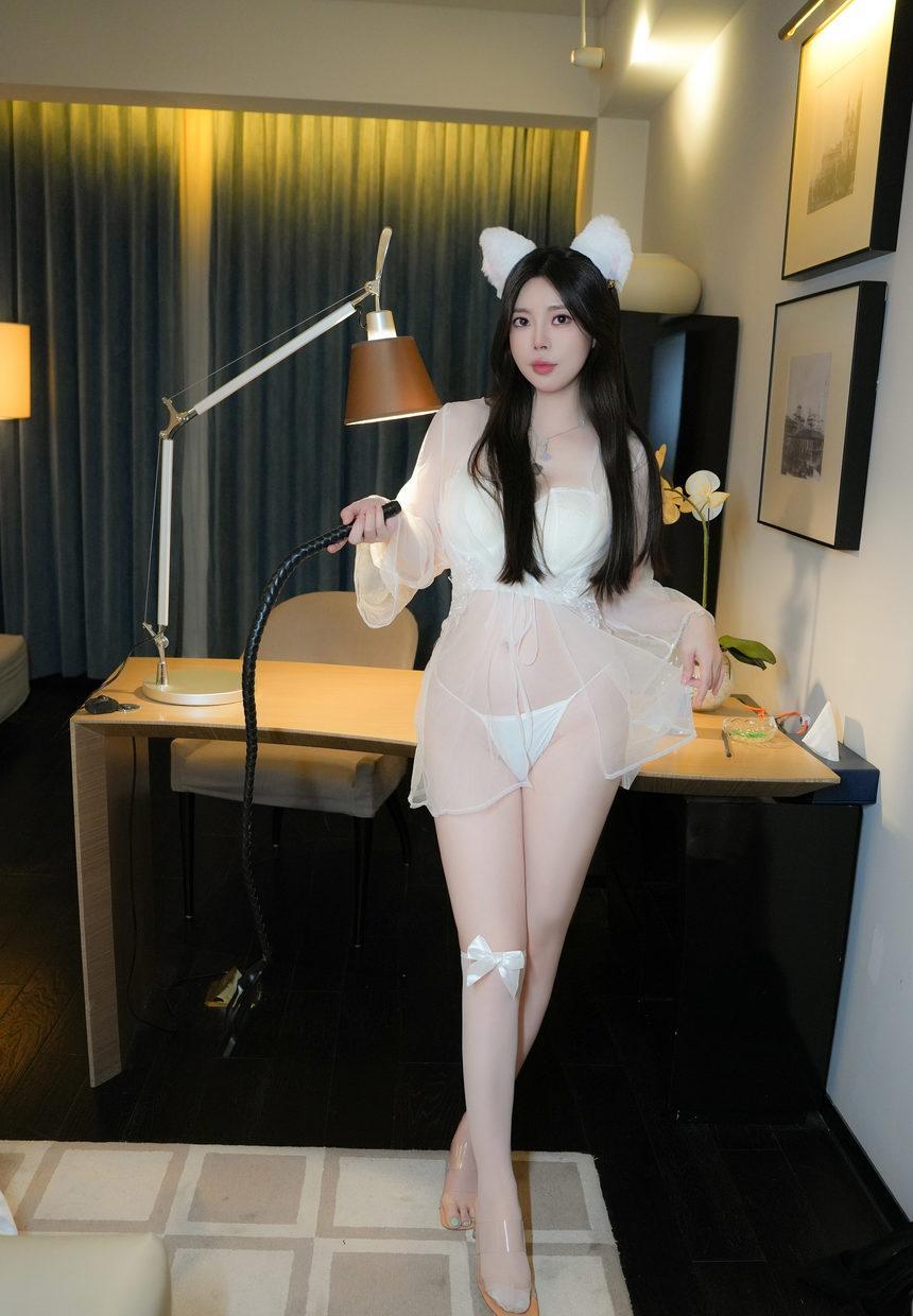 [XiuRen秀人网] 2024.08.06 No.8975 白茹雪abby [63+1P]