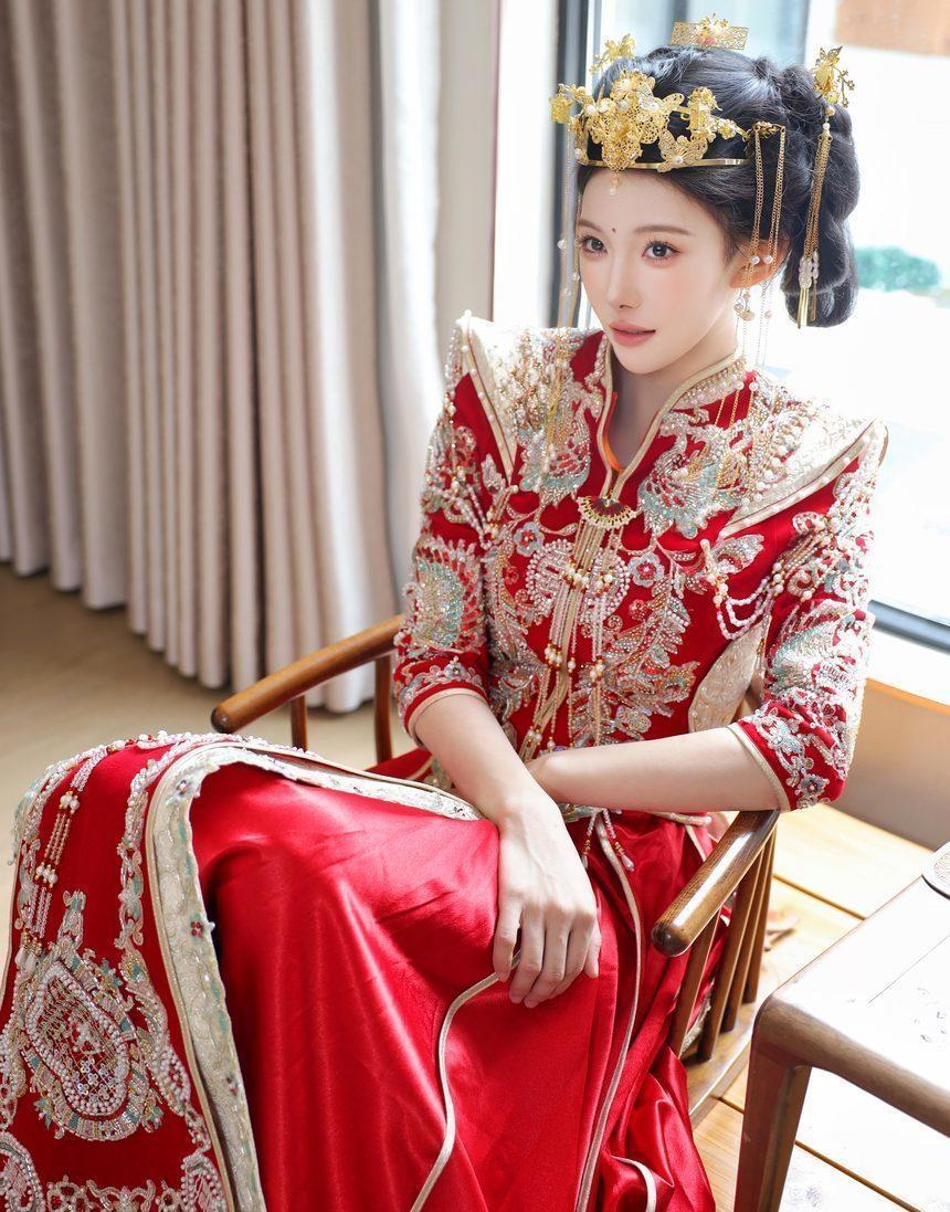 [XiuRen秀人网] 2025.09.08 No.10742 梨霜儿 [84+1P]