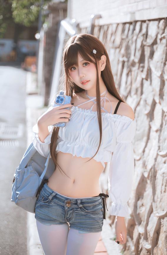 萌芽儿o0 – NO.019 邻家小恶魔[47P1V/426MB]