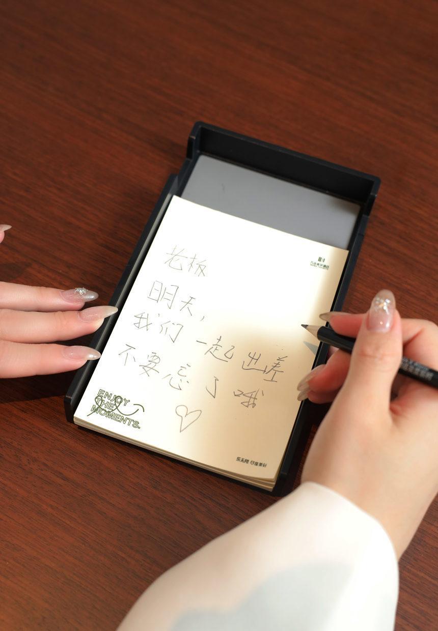 [XiuRen秀人网] 2025.09.25 No.10805 小肉肉咪 [72+1P]