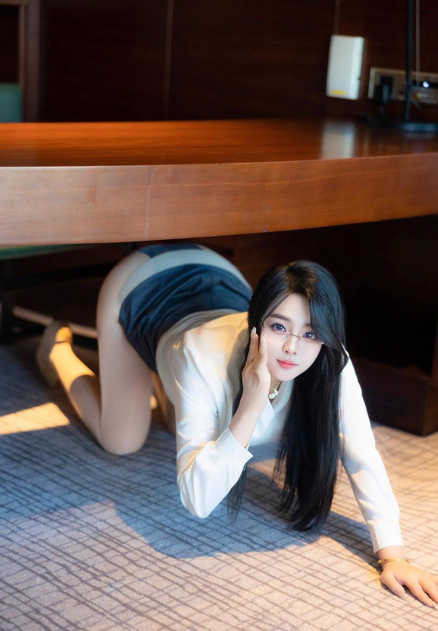 [XiuRen秀人网] 2024.08.09 No.8989 麦田 [83+1P]