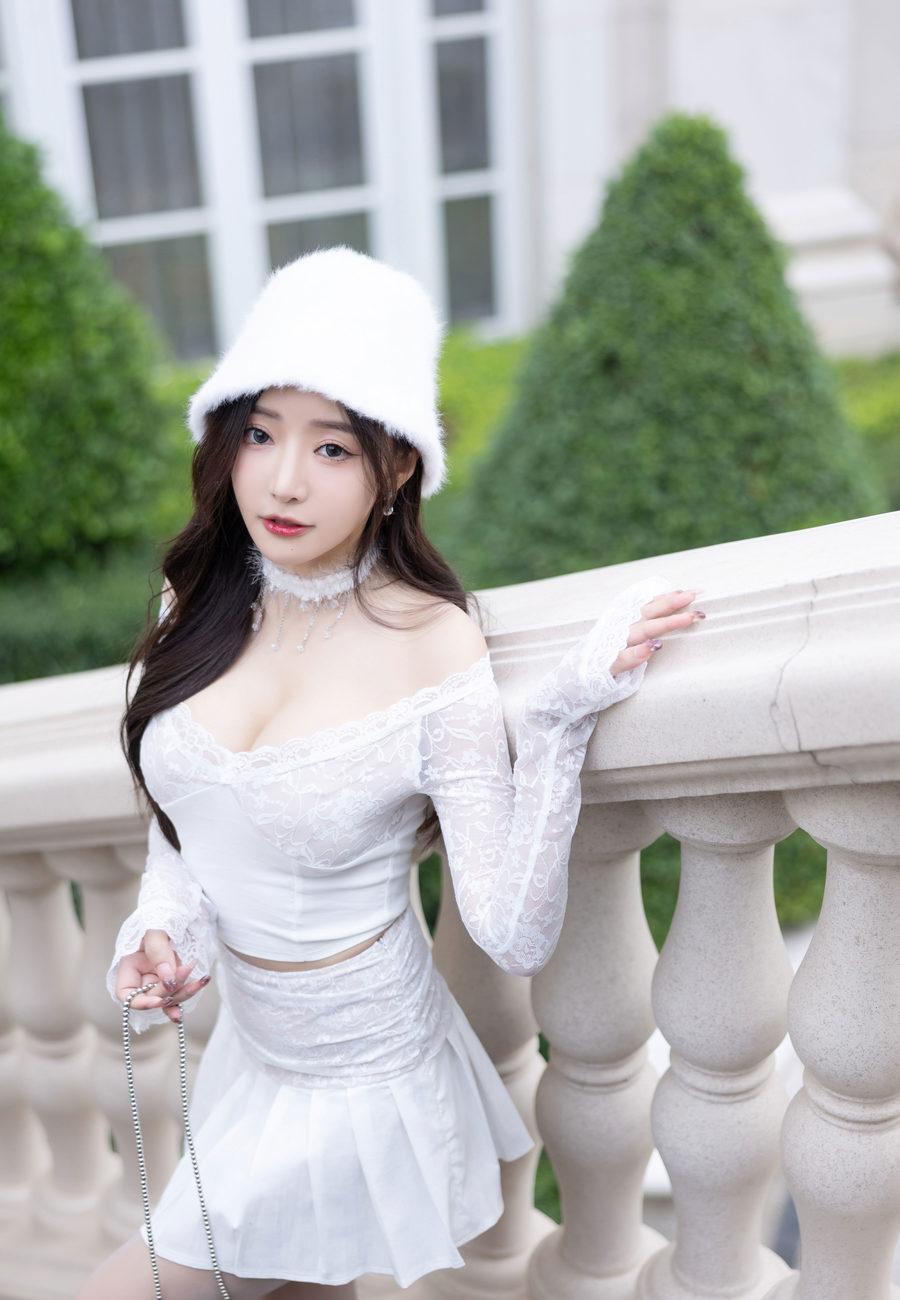 [XiuRen秀人网] 2023.12.25 No.7863 王馨瑶yanni [91+1P]