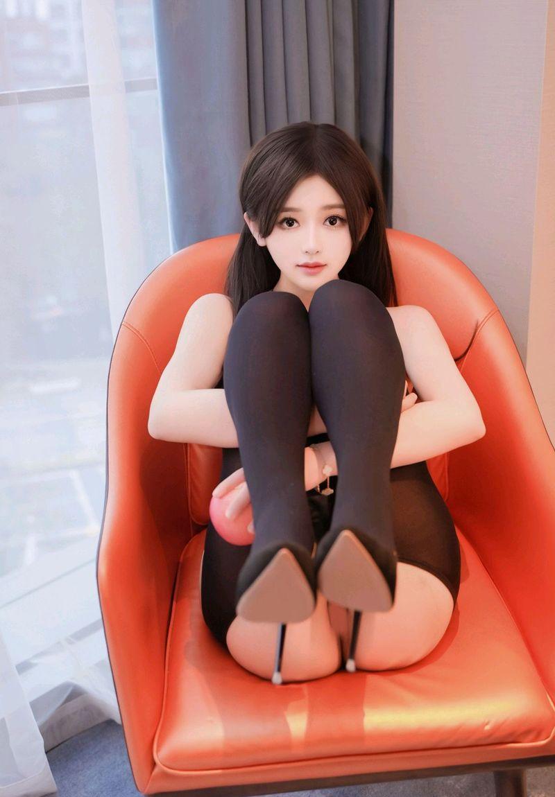 [XiuRen秀人网] 2024.03.04 No.8172 奶茶味的包子 [80+1P]