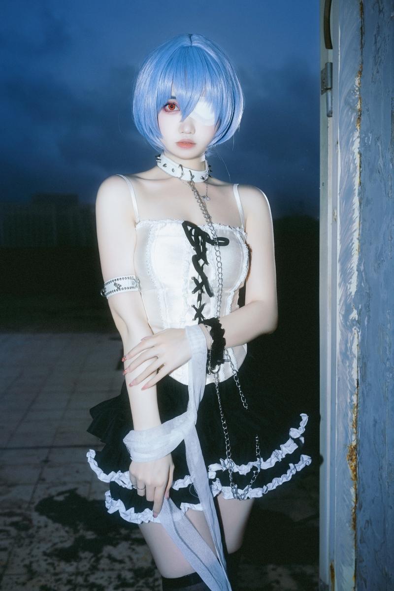 洛桑w伊梓 雨后天台【35P-693MB】-最佳coser