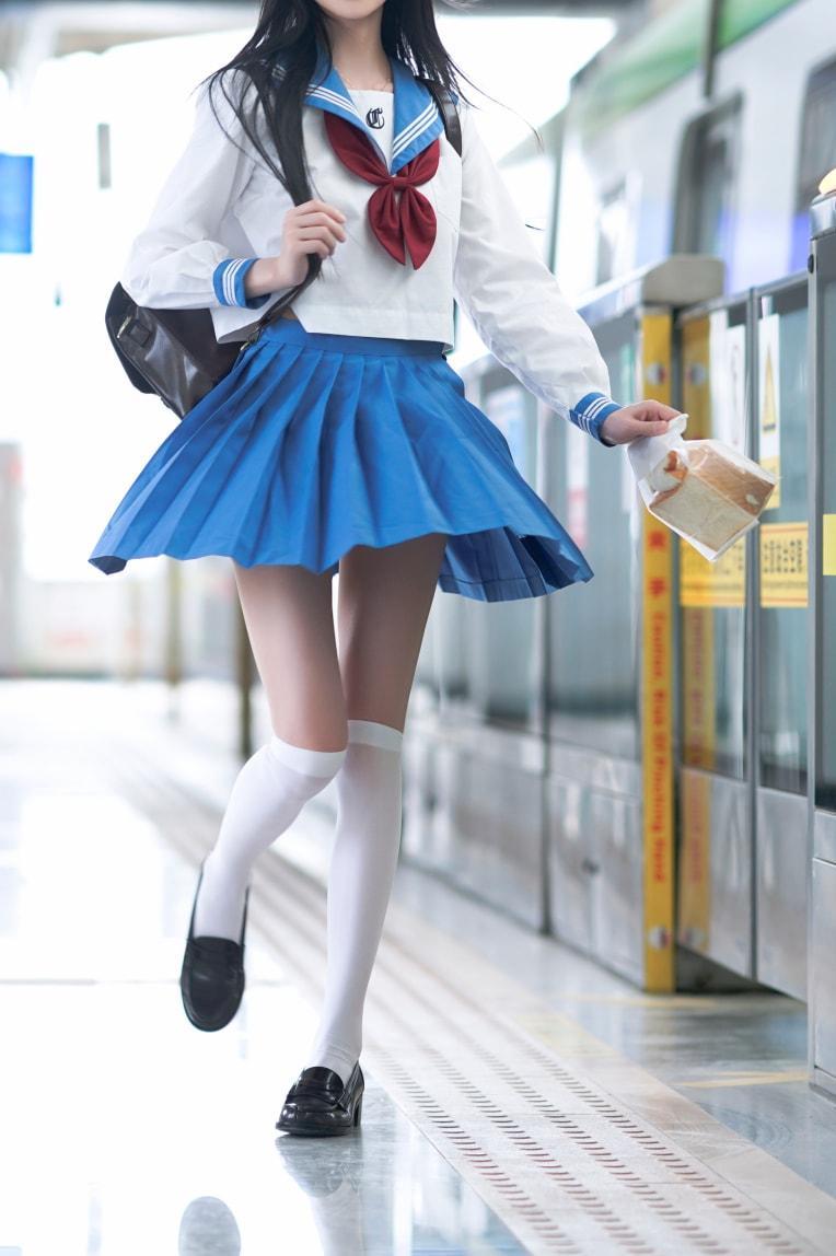 桜桃喵 – 地铁JK-非常赞